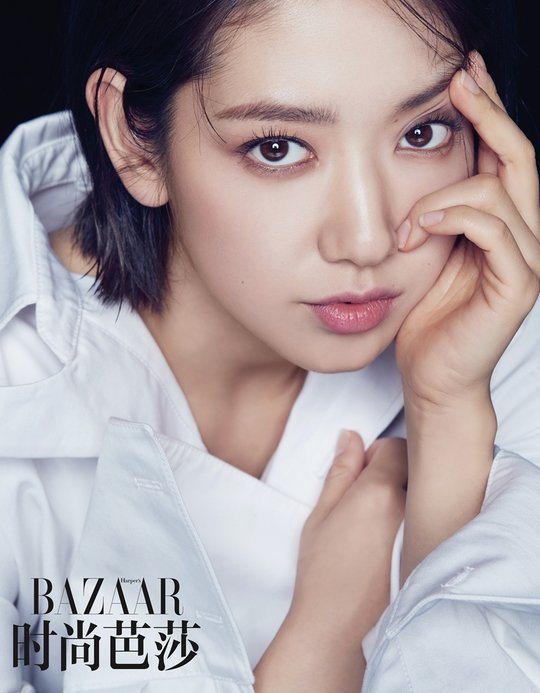 Park Shin Hye لمجلة Harper’s Bazaar